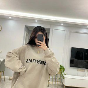 Meet your Posher, Bích hậu